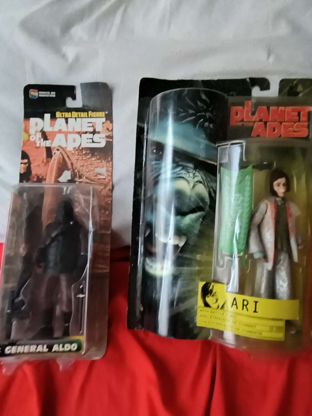 Planet of the Apes Action Figure Set - Black & Green Figures